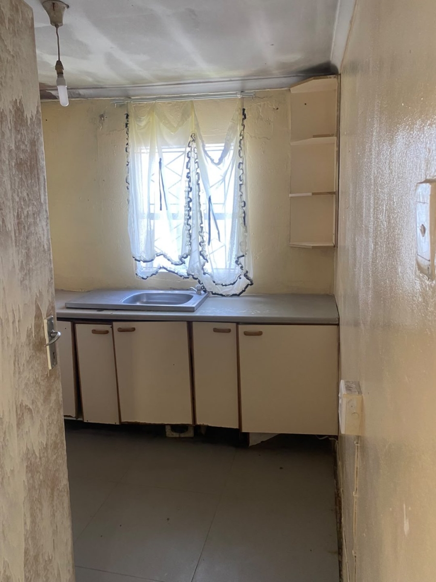 3 Bedroom Property for Sale in Umrhabulo Triangle Western Cape